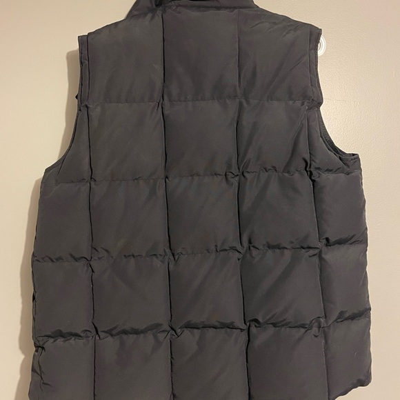 Lacoste Vest - Picture 6 of 7